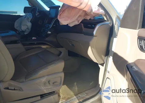 2015 Chevrolet Suburban 1500 Lt z USA, uszkodzony, nr VIN 1GNSKJKC8FR615522